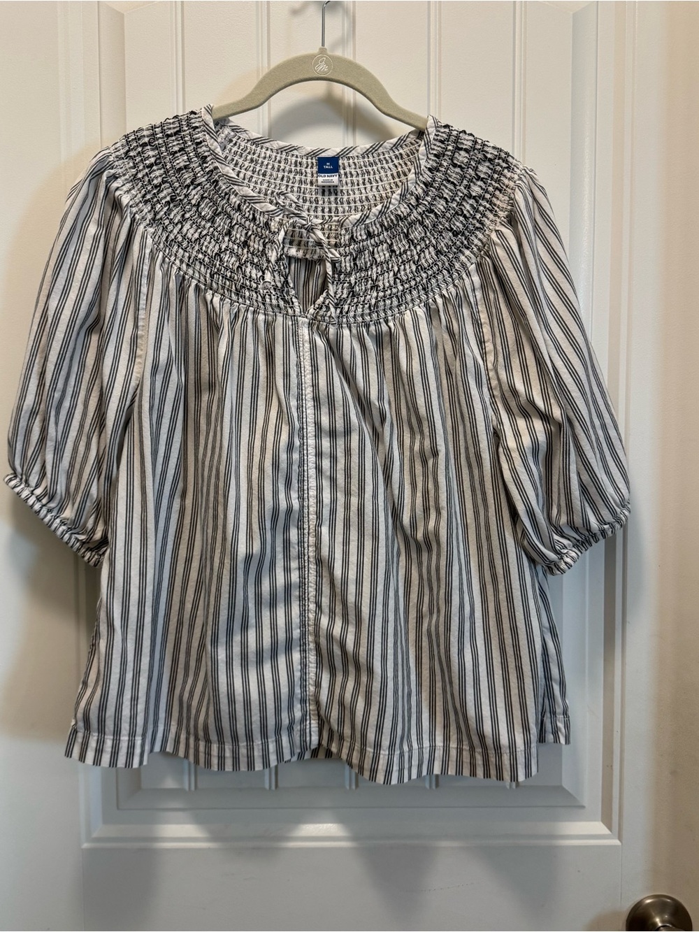 Old Navy Women Blouse White Black Striped Smocked Yoke Puff Sleeve Cottage Sz M
